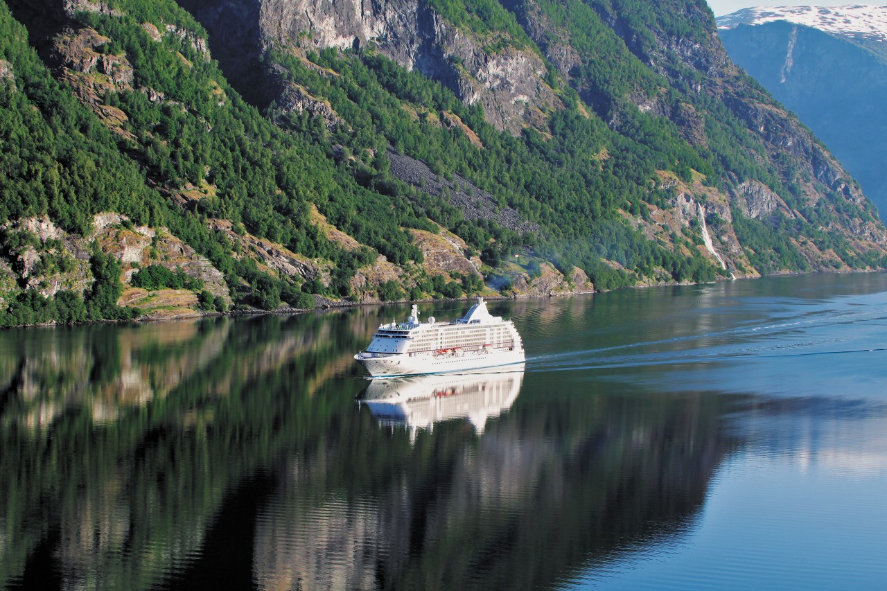 Regent Seven Seas Cruises: Elevating Luxurious Travelling Experience 