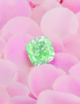 A Rare and Important Fancy Intense Green Diamond, 5.62 carats  (Estimate: HKD 22,000,000 - 26,000,000)