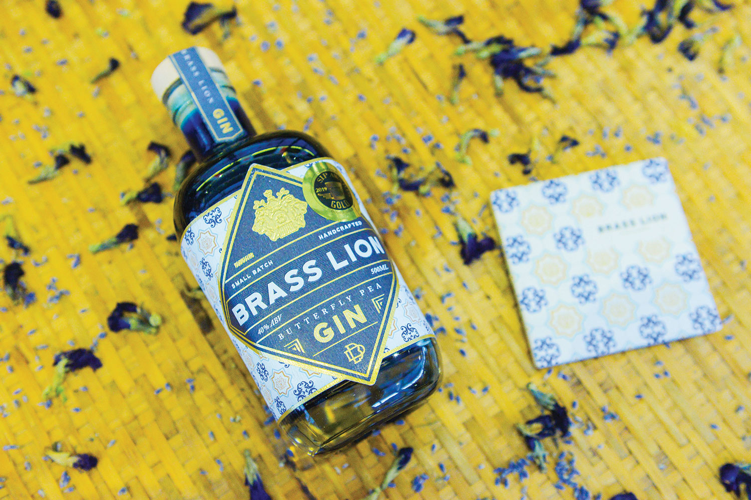 Brass Lion Distillery: 酿制新加坡精神