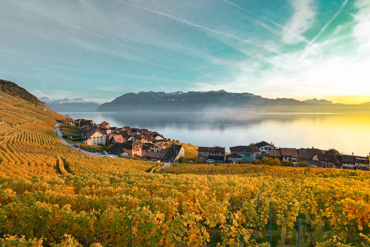  Lake Geneva Region: The Miniature Version of Switzerland