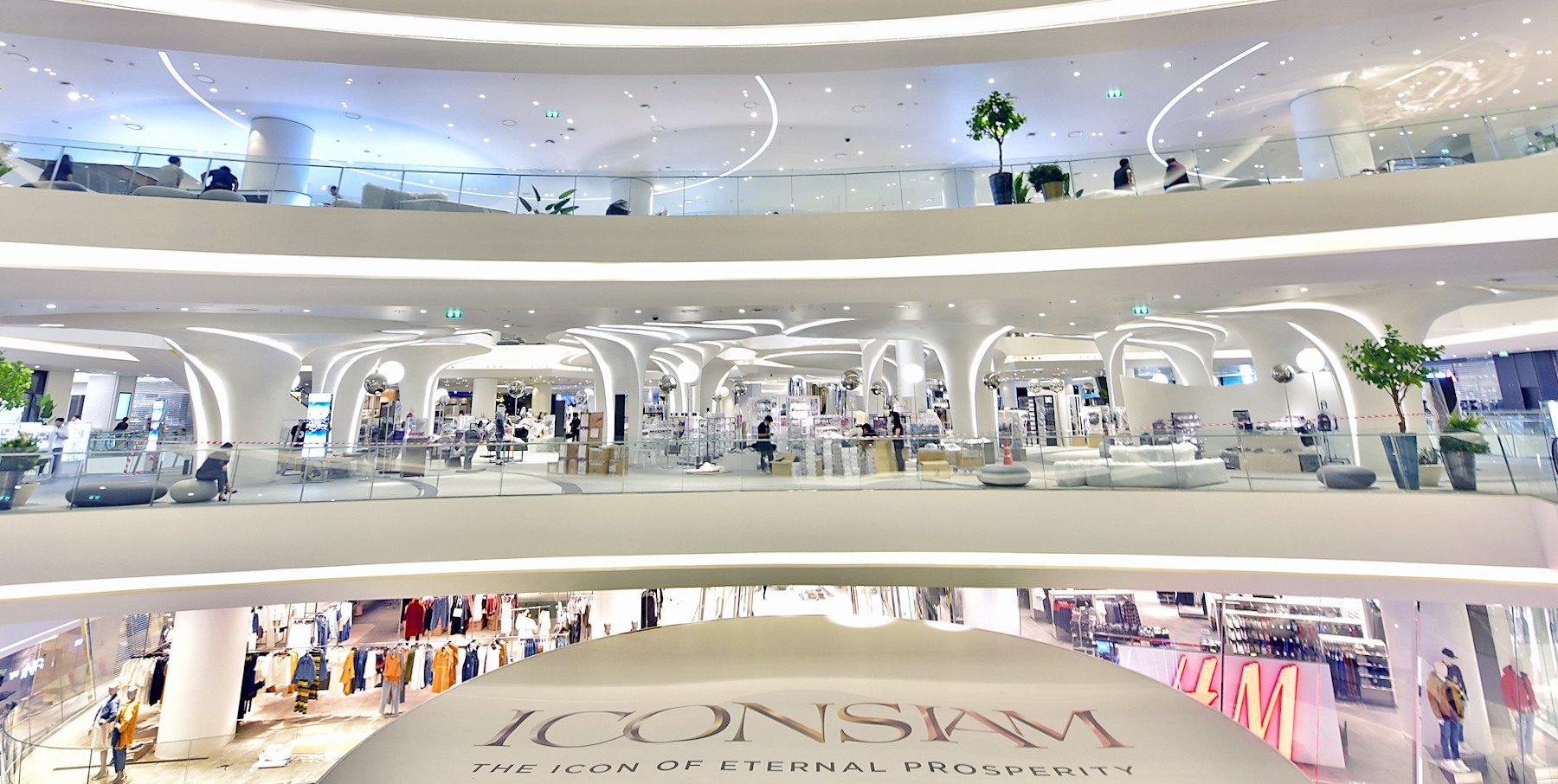 ICONSIAM: 泰国最具代表性奢华购物广场之一