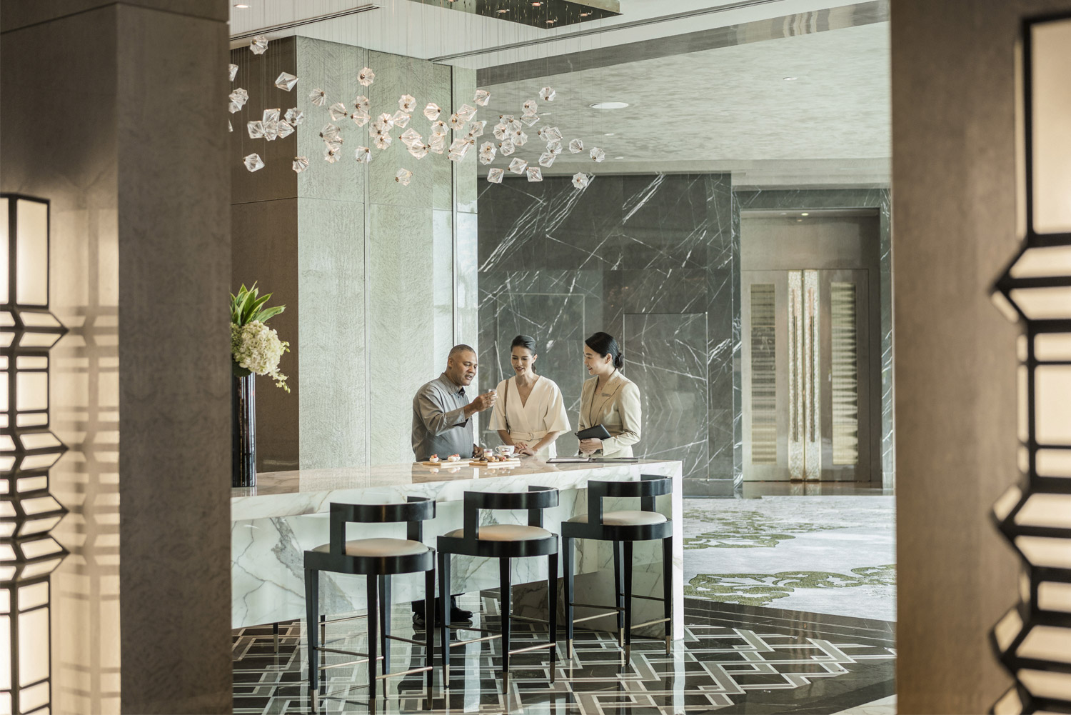 Four Seasons Hotel Kuala Lumpur: Ultimate Luxury with Multicultural Energy 