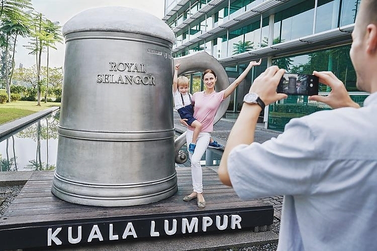 World's Largest Tankard