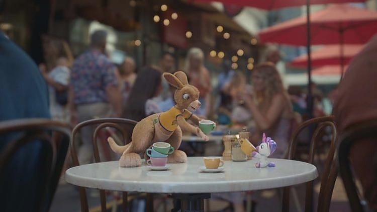 Short Film Still - G'day - Ruby & Louie, Melbourne, Victoria