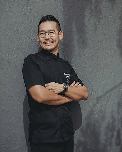 Raymond Tham is the executive chef, co-founder, and co-owner of three restaurants: Skillet@163, Beta KL, and the newly-opened Burnt & Co.