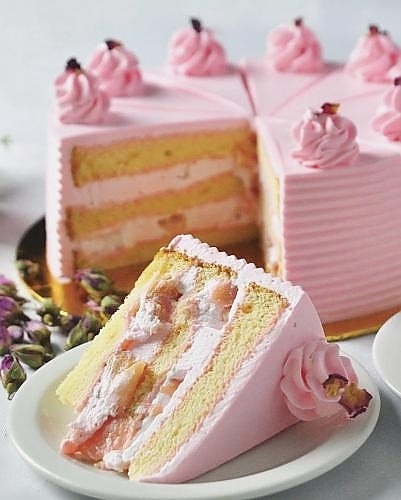 Roses of Lychee Cake