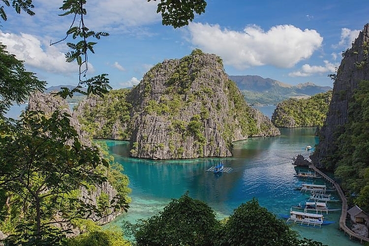 Palawan Coron Kayangan Lake