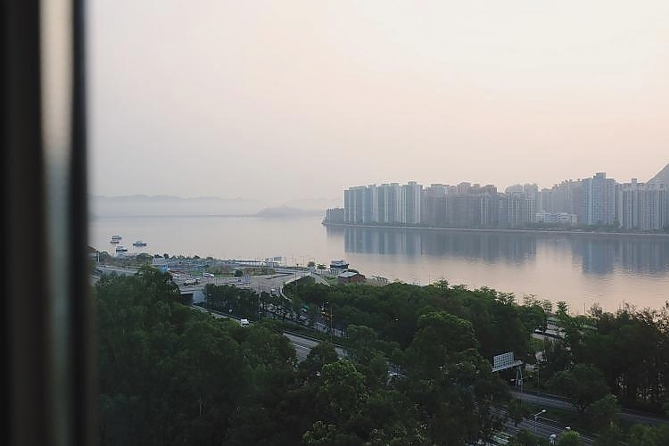 The Hyatt Regency Hotel in Sha Tin is a city-style building with rooms that offer charming views of attractions such as Tolo Harbour and the Science Park.