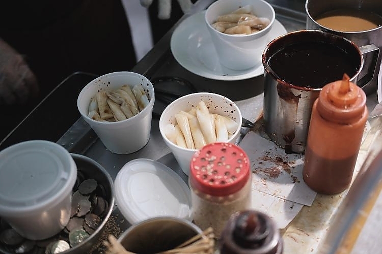 Hop Yik Tai sells 5,000 steamed rice rolls every day.