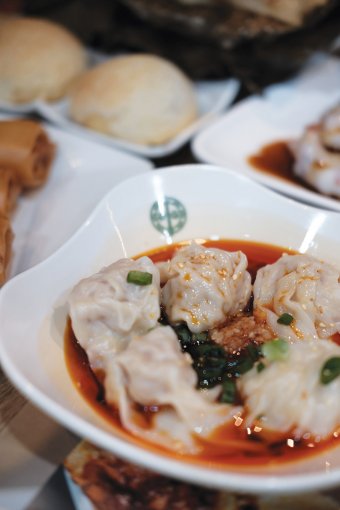 Tim Ho Wan‘s Spicy Sichuan-style wontons