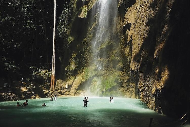 Tumalog Fall