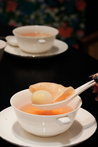 Double-Boiled Pigeon Egg Soup with Morel and Fish Maw 松茸花胶炖鸽子蛋