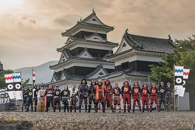 Ozu Castle-Welcoming show