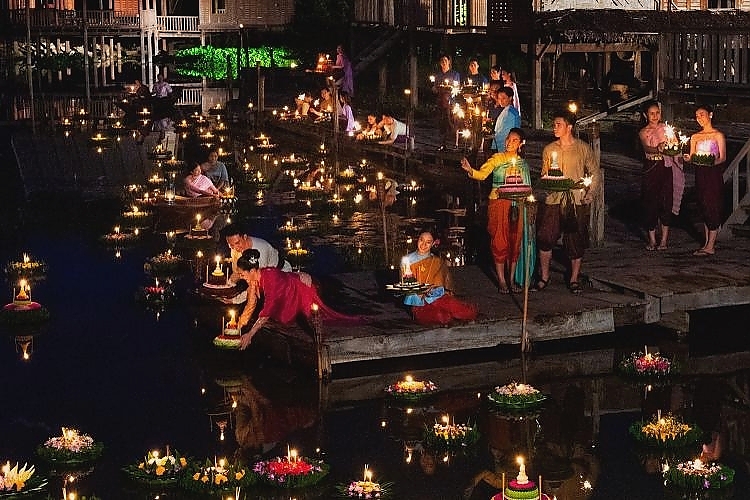 Loi Krathong Festival Kanchanaburi