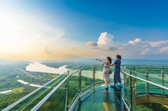Nong Khai - Wat Pha Tak Suea Viewpoint