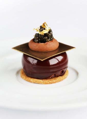 Le Bounty- dark chocolate, mango passion fruit cream