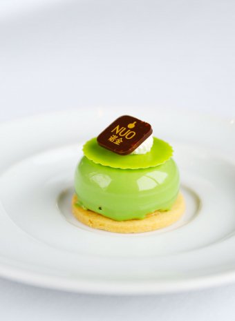 Sesame Blanc, green tea, vanilla chocolate Ivoire