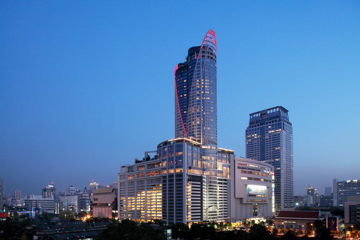 曼谷盛泰澜中央世界商业中心酒店：高空品尝美酒佳肴