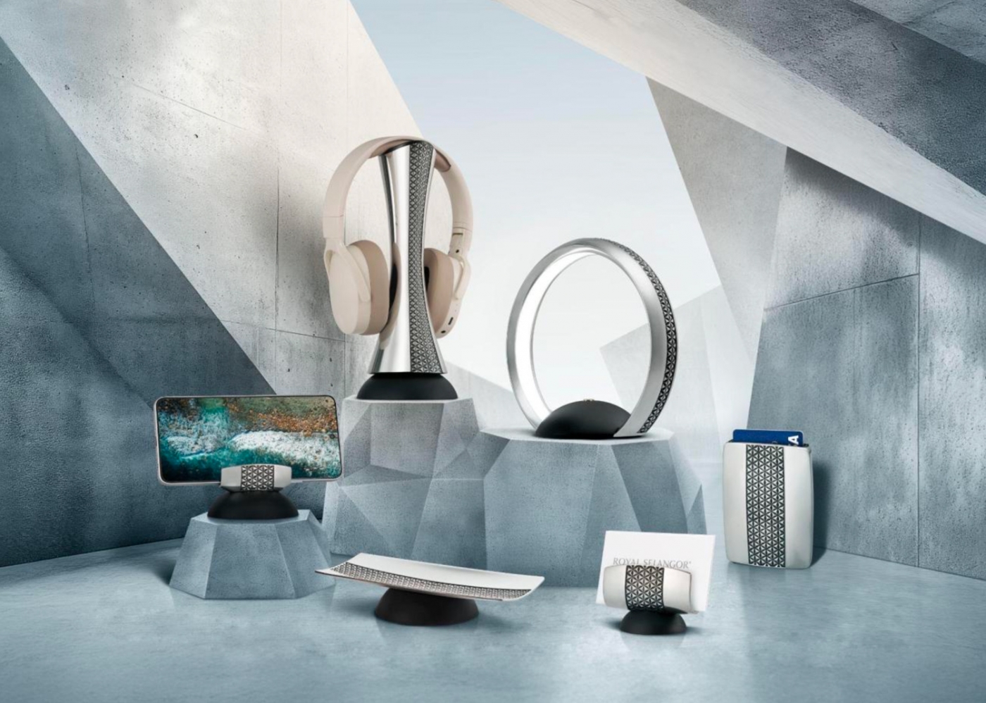 Solus collection