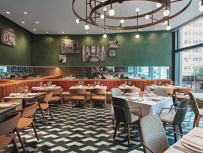 Lucciola Restaurant & Bar