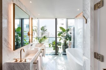 The Library Suite-Bathroom