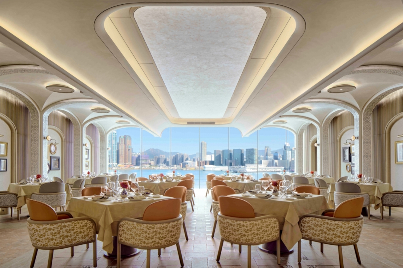 Sabatini Ristorante Italiano at ifc mall © The Royal Garden