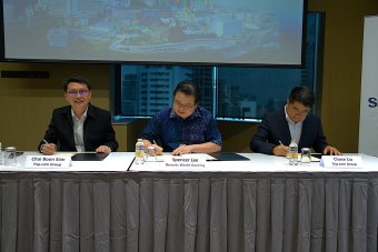 (From left) Mr Boon Sian Chai, Mr Spencer Lee, Mr Chase Liu officially signing two landmark Memoranda of Understanding (MoU) to strengthen their strategic collaboration