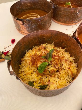 Main Course (Presented in tiffin box) - Lobster Biryani
主食（以印度便当盒呈现）- 龙虾香饭