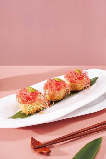 Deep-Fried Yam Puffs with Barbecued Duck