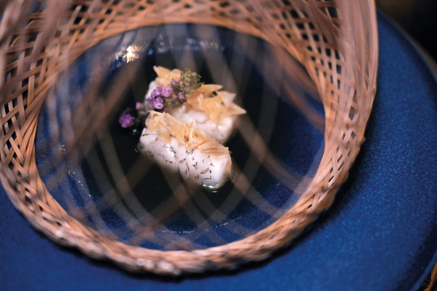 20年花雕蒸鲥鱼 Steamed Hilsa Herring with 20-year-old Huadiao wine