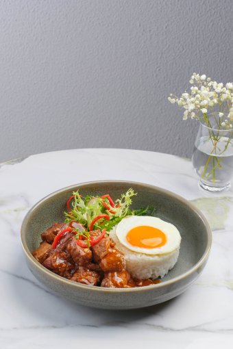 Plaza Premium Lounge Beef Lok Lak