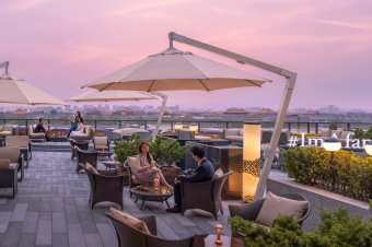 MO Bar Terrace 屋顶花园露台