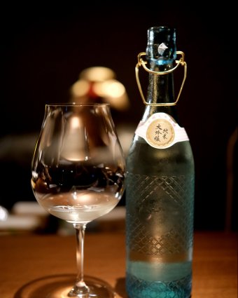 First Pour 第一杯