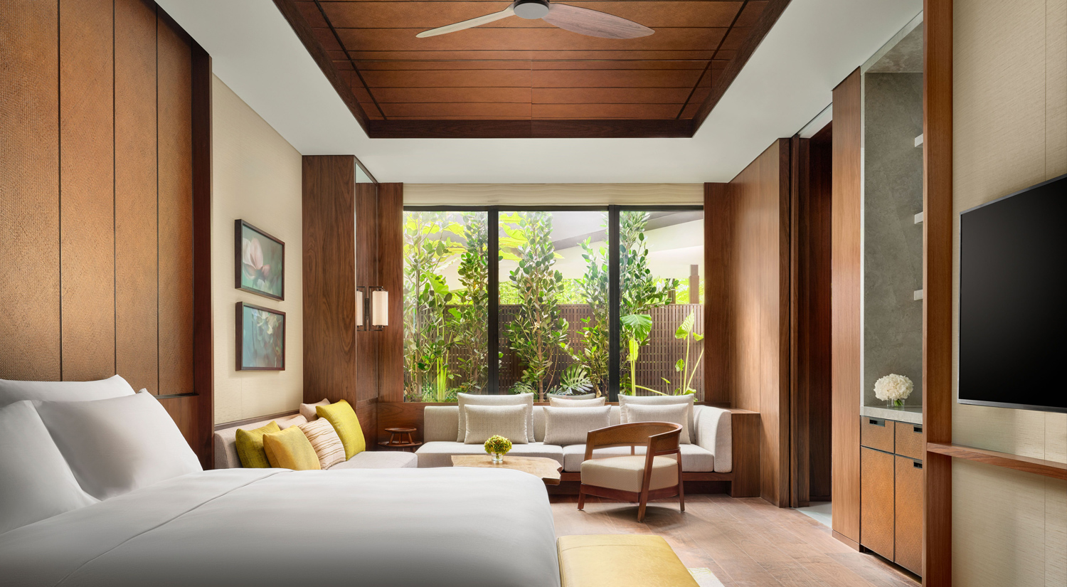 Grand Hyatt Singapore: Modern Luxury Accommodation Experience