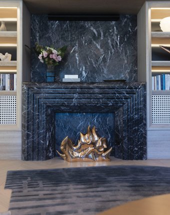 Regent Suite Living Room 