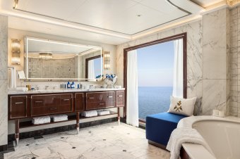 Owner’s Suite Bathroom