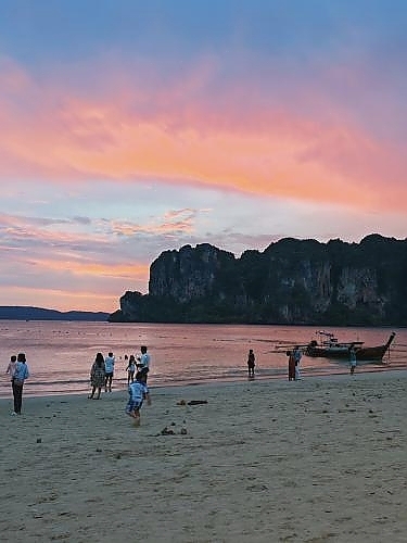 Krabi-Sunset at Aonang beach