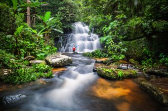 Phitsanulok - Phu Hin Rong Kla National Park - Man Daeng Waterfall