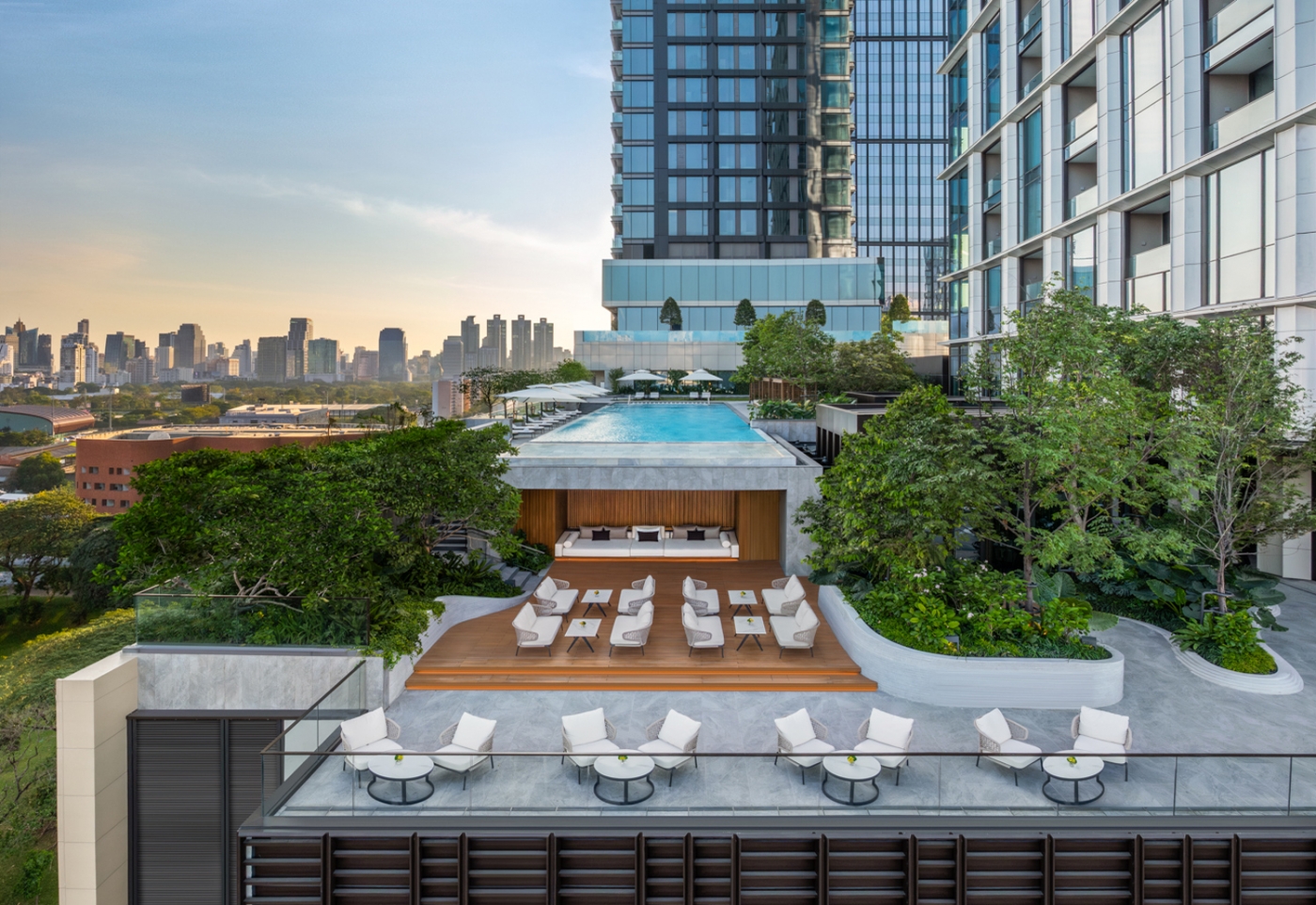 Lumpini Terrace © The Ritz-Carlton, Bangkok