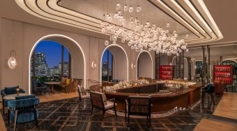 Caleo Main Bar © The Ritz-Carlton, Bangkok