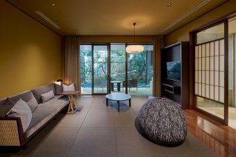 Guest Room-Comfort Suite