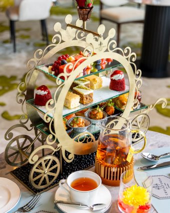 Eden Afternoon Tea Set © Crockfords Genting