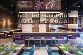 Mercure Singapore on Stevens-Winestone Bar